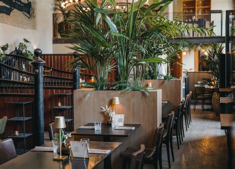 restobar 4 crack|Recensie: Liz Restobar biedt mooie, pure gerechten in  .